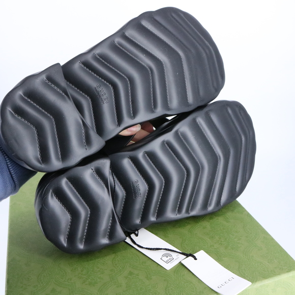 Gucci 41 Y2K Black Logo Shiny Rubber Platform Flip Flops Thongs Sandals E782 - Picture 6 of 16